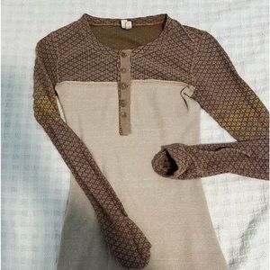 brown and tan free popped long sleeve